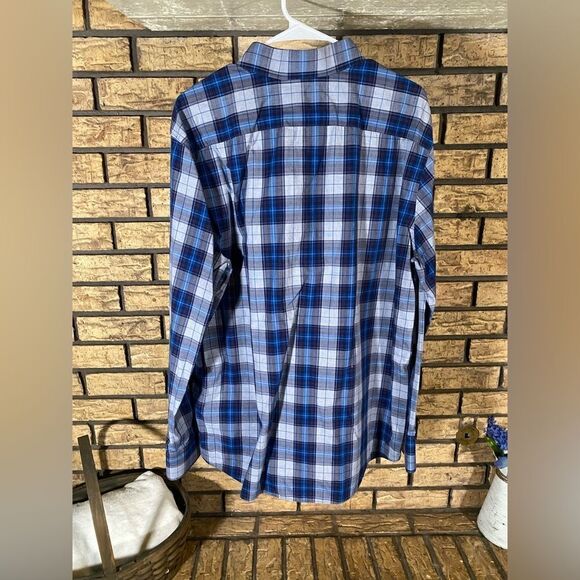 Maker‎ & Company blue button down - Picture 2 of 5